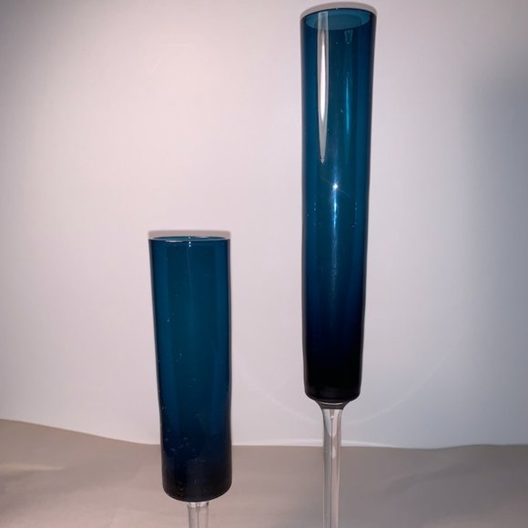 Two Gorgeous long-stemmed glass Vases, sizes 8" and 12", Marine Blue - Picture 2 of 10